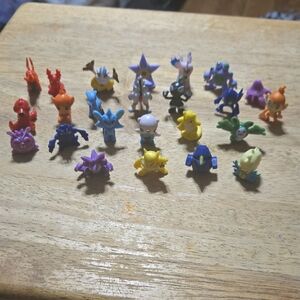 24 Piece Lot Of Pokemon 1" Figures
